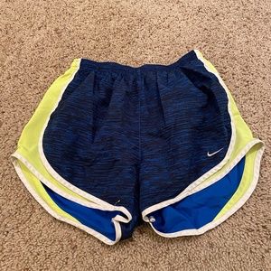 Nike Shorts Size M